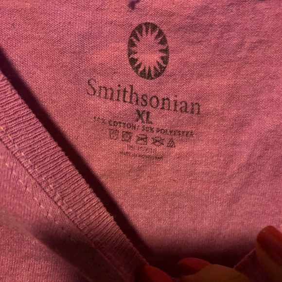 Graphic tee - Picture 3 of 3